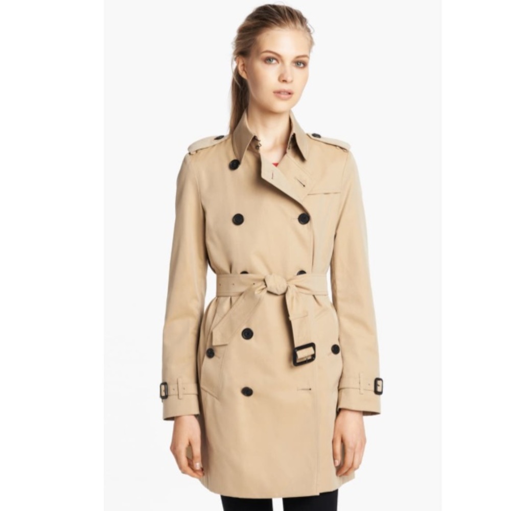 Burberry Buckingham Trench Coat